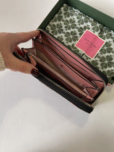 Load image into Gallery viewer, Kate Spade Floral Wallet NWT