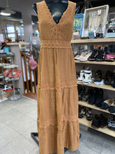 Load image into Gallery viewer, Rebellion Dress M