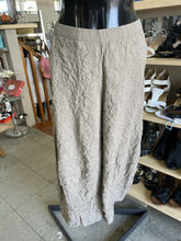 Load image into Gallery viewer, Goze krinkle pants 2/M