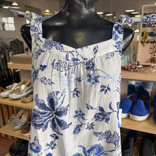 Load image into Gallery viewer, Gap floral tank top M NWT
