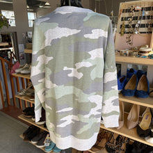 Load image into Gallery viewer, Aerie camo sweater S