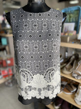 Load image into Gallery viewer, Rose & Olive Top S