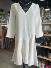 Load image into Gallery viewer, Club Monaco dress 4