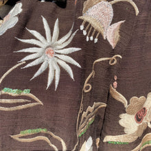 Load image into Gallery viewer, Entice Sequin embroidered vintage blazer M