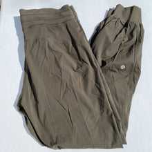 Load image into Gallery viewer, Lululemon pants 8
