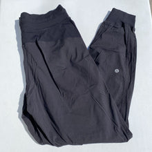 Load image into Gallery viewer, Lululemon pants 8