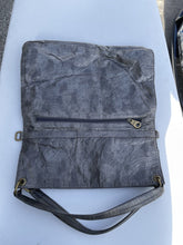 Load image into Gallery viewer, Matt & Nat Handbag