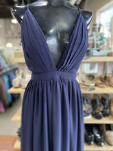 Load image into Gallery viewer, Maniju halter dress M