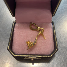 Load image into Gallery viewer, Shoe charm