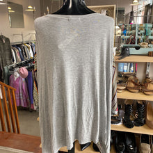 Load image into Gallery viewer, Paparazzi scarf top L/XL