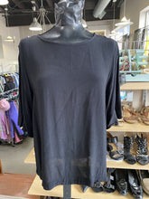 Load image into Gallery viewer, Gentle Fawn Top Short Sleeve L