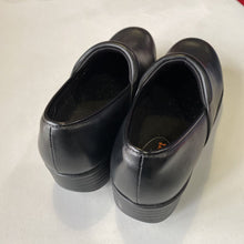 Load image into Gallery viewer, Safe Step Shoes 9