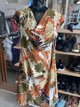 Load image into Gallery viewer, Le Grenier Dress XL