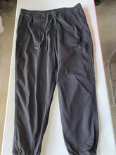 Load image into Gallery viewer, Gap Pants XL