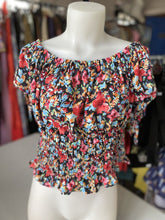 Load image into Gallery viewer, Zara Floral Top L