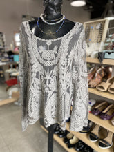 Load image into Gallery viewer, Soya Concept Lace Top XL