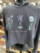 Load image into Gallery viewer, Urban Outfitters Cropped Top Long Sleeve S