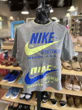 Load image into Gallery viewer, Nike Sportswear top short sleeve M