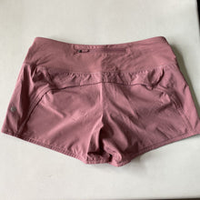 Load image into Gallery viewer, Lululemon Shorts 6