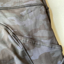 Load image into Gallery viewer, Lululemon Camo Leggings 8