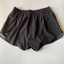 Load image into Gallery viewer, Lululemon Shorts 8