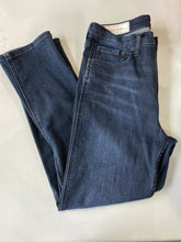 Load image into Gallery viewer, Gap Cigarette High Rise Jeans 8