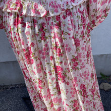 Load image into Gallery viewer, Zara Floral Skirt S