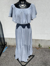 Load image into Gallery viewer, Harper & Me Dress S