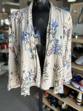 Load image into Gallery viewer, Bellambra Floral Linen Cardigan L