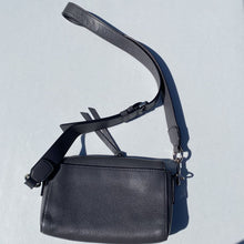 Load image into Gallery viewer, Marc Jacobs Handbag