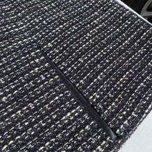 Load image into Gallery viewer, J Crew tweed skirt 8