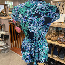 Load image into Gallery viewer, Tommy Hilfiger paisley top XS