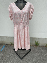 Load image into Gallery viewer, Banana Republic (outlet) mini floral print dress XL