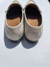 Load image into Gallery viewer, Gucci loafers 37.5 (as is, refer to pics)