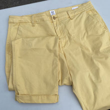 Load image into Gallery viewer, Gap Girlfriend Khaki Pants 14