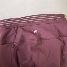 Load image into Gallery viewer, Lululemon leggings 4