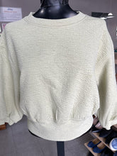 Load image into Gallery viewer, Lululemon textured crewneck NWT 4