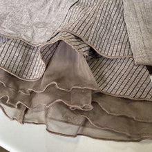 Load image into Gallery viewer, Cassis layered skirt S
