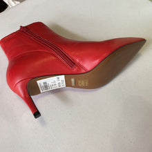 Load image into Gallery viewer, Top Shop Pointed Boot 5.5