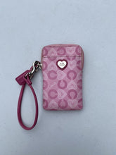 Load image into Gallery viewer, Coach Clutch