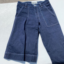 Load image into Gallery viewer, Chevon vintage jeans 26