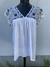 Load image into Gallery viewer, Lucky Brand floral shoulder top S
