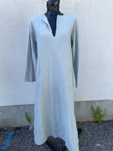 Load image into Gallery viewer, Celmia Dress M NWT