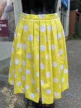 Load image into Gallery viewer, Pink Tartan polka dot pleated skirt 2