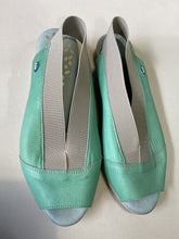 Load image into Gallery viewer, Cloud slingback sandals 39