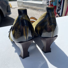 Load image into Gallery viewer, John Fluevog shoes 9.5