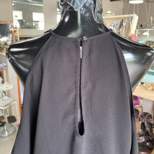 Load image into Gallery viewer, Wilfred cold shoulder top M