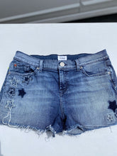 Load image into Gallery viewer, Hudson denim shorts 29