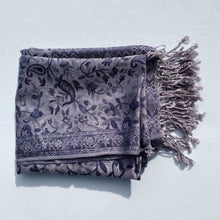 Load image into Gallery viewer, Cashmere scarf