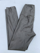 Load image into Gallery viewer, Wilfred pleather leggings XXS